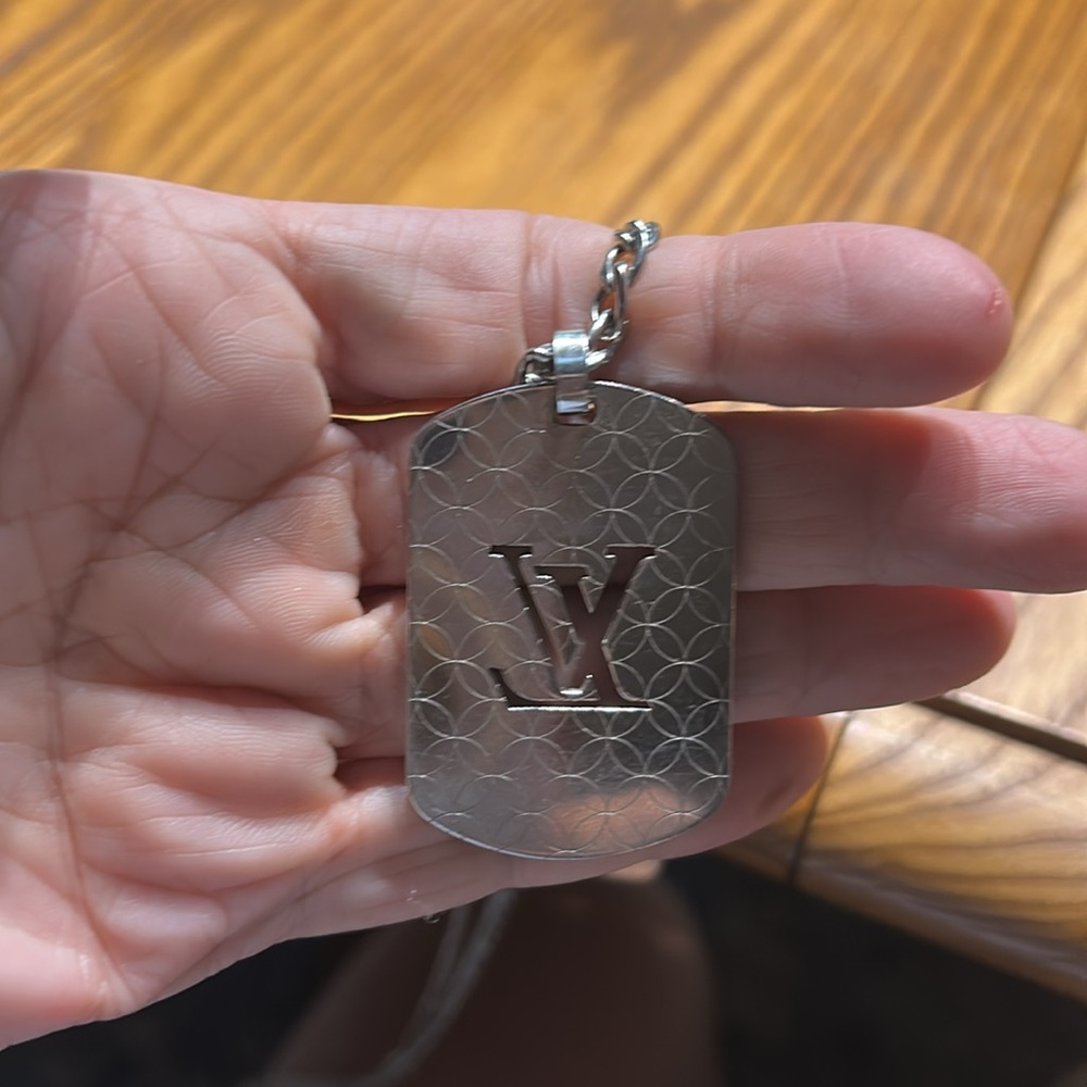 Louis Vuitton Silver Jewelry Dog Tag Necklace - Picture 3 of 8
